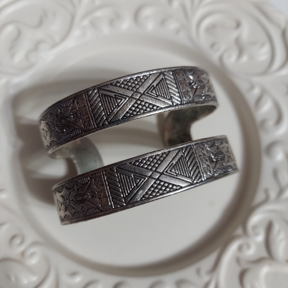 Lucky Brand Textured Antique Silver Tone/Southwestern Adjustable Cuff Bracelet